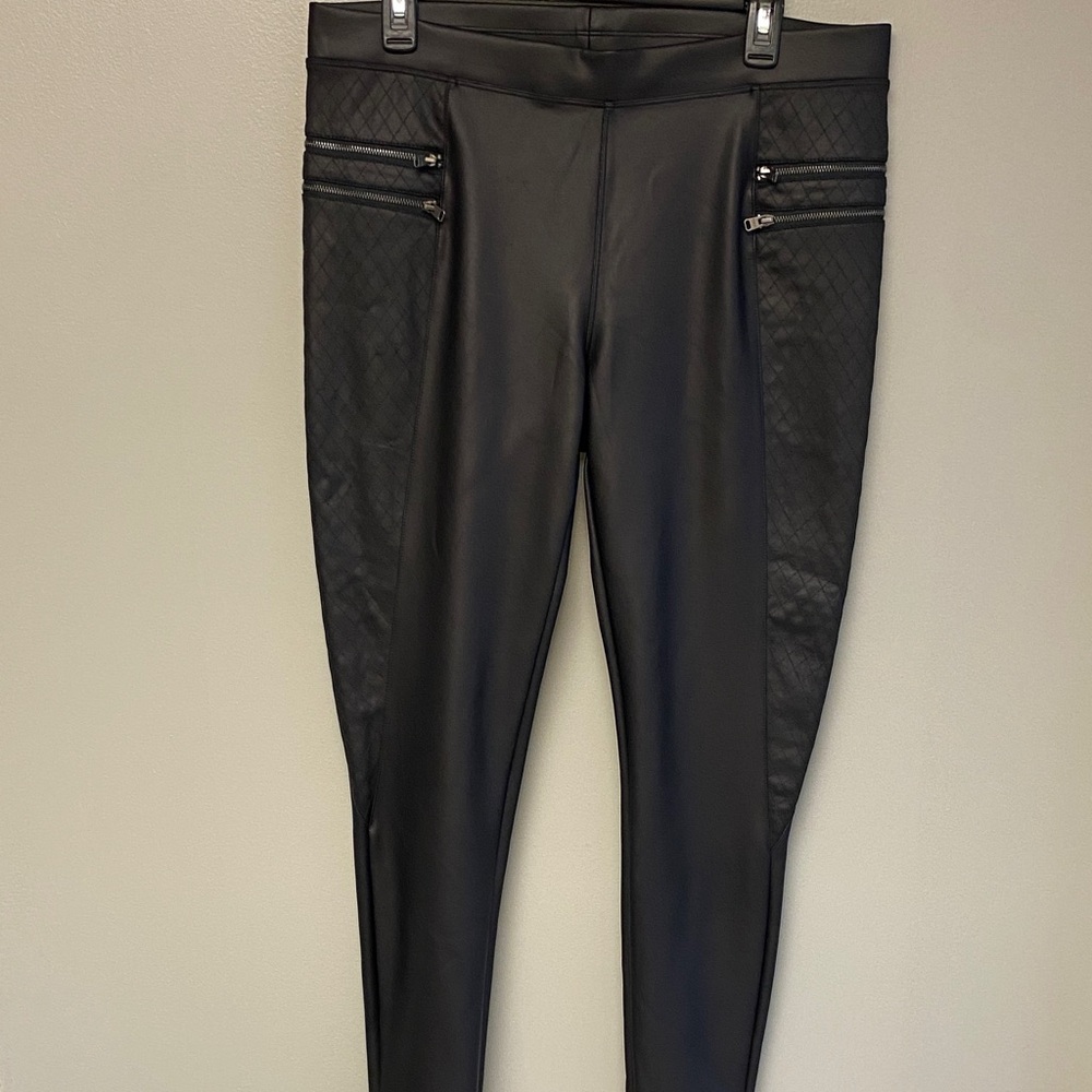 Express Black Faux Leather Leggings — Size L — EUC